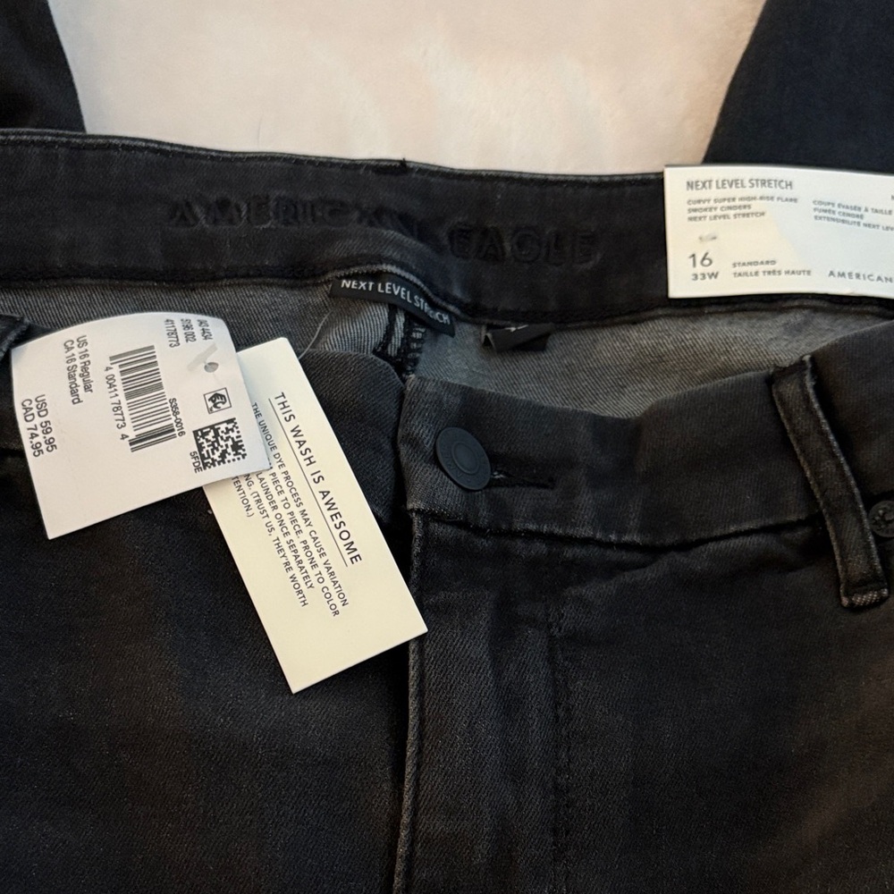 American Eagle Outfitters Women's Smokey cinder color curvy, Super high rise